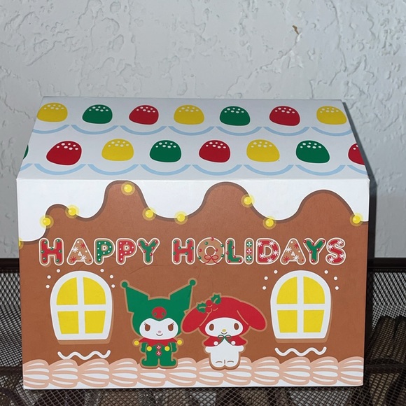 Hello Kitty Gingerbread Throw blanket gift box - Picture 4 of 4